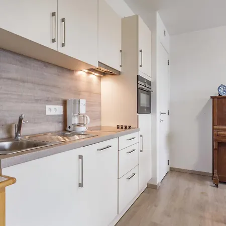 Stay, Cleaning Included Daire